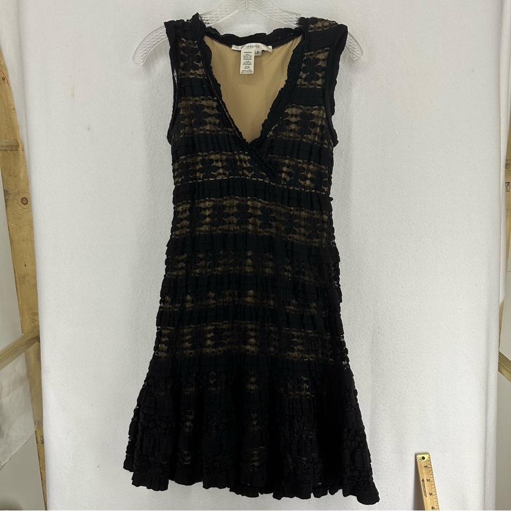 Studio M Lace V Neck Sleeveless Midi Dress Small Black